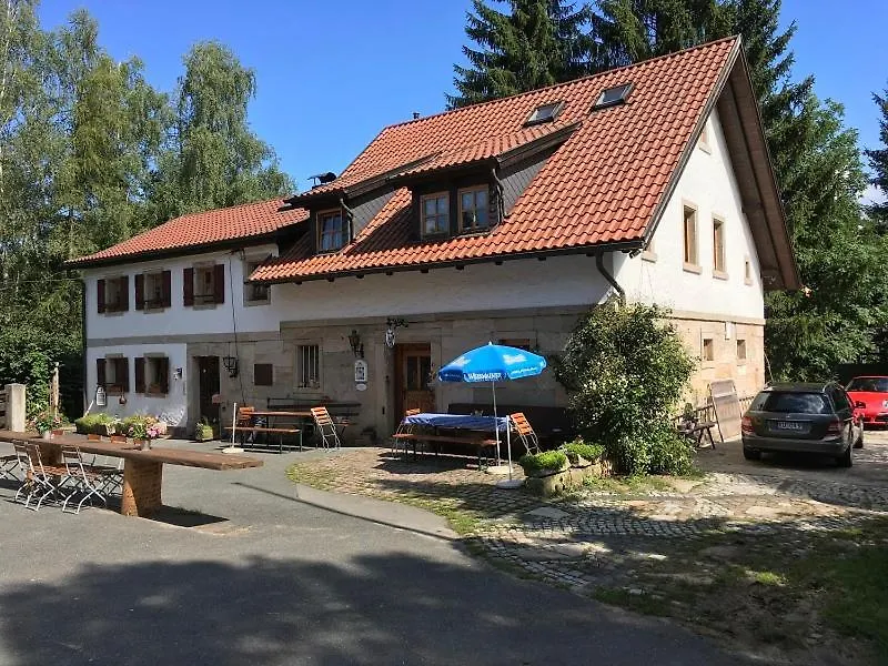 Landhotel Schwaerzhof Kulmbach 2*,